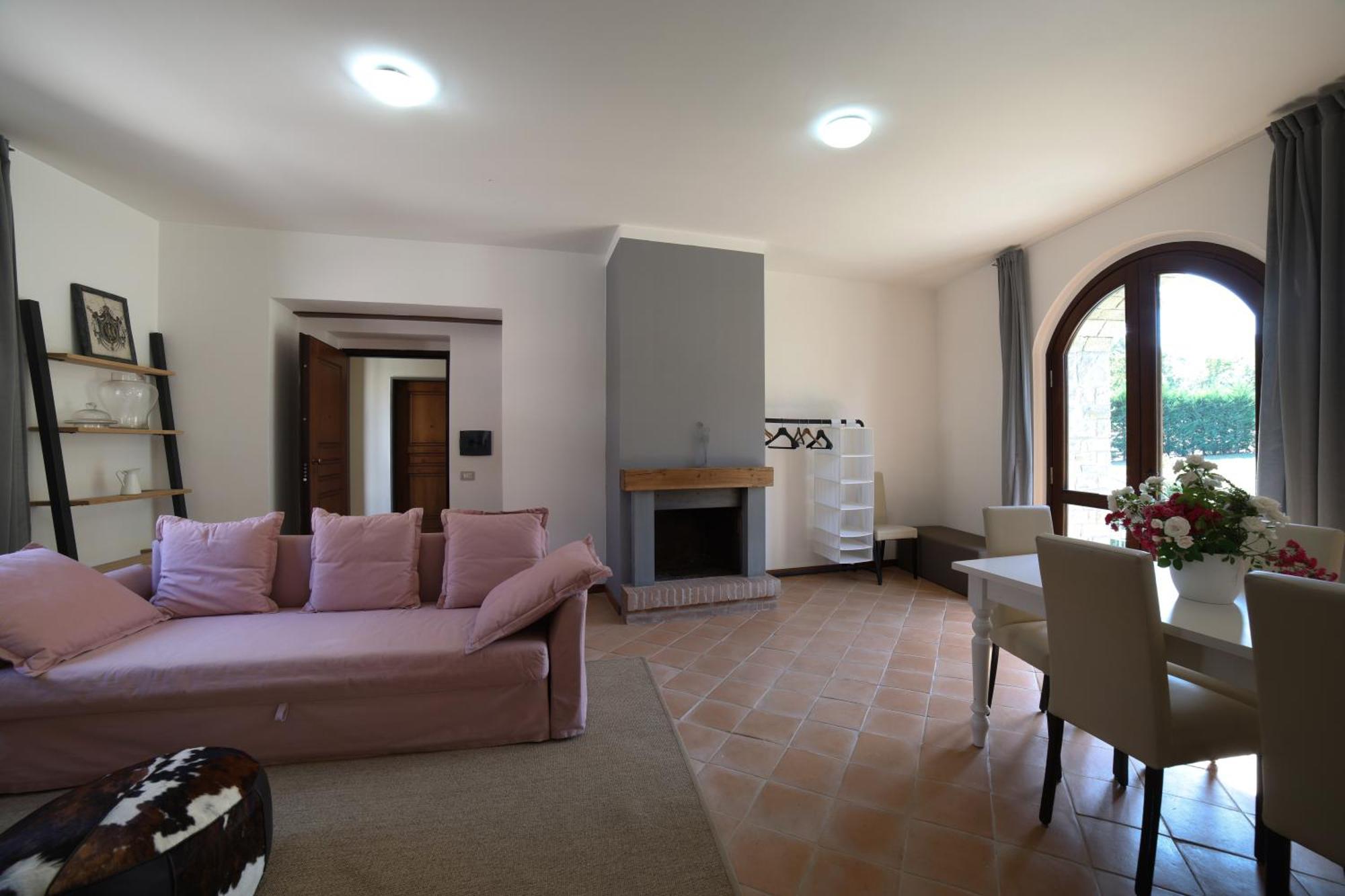 Ht Castello Di Campolongo Aparthotel Valfabbrica Eksteriør bilde