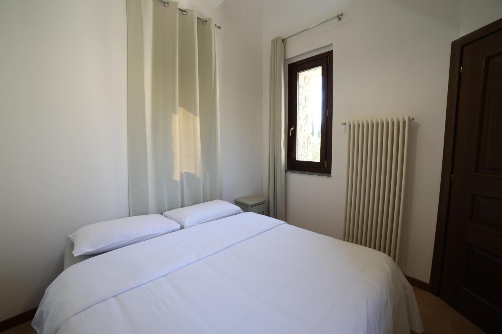 Ht Castello Di Campolongo Aparthotel Valfabbrica Eksteriør bilde