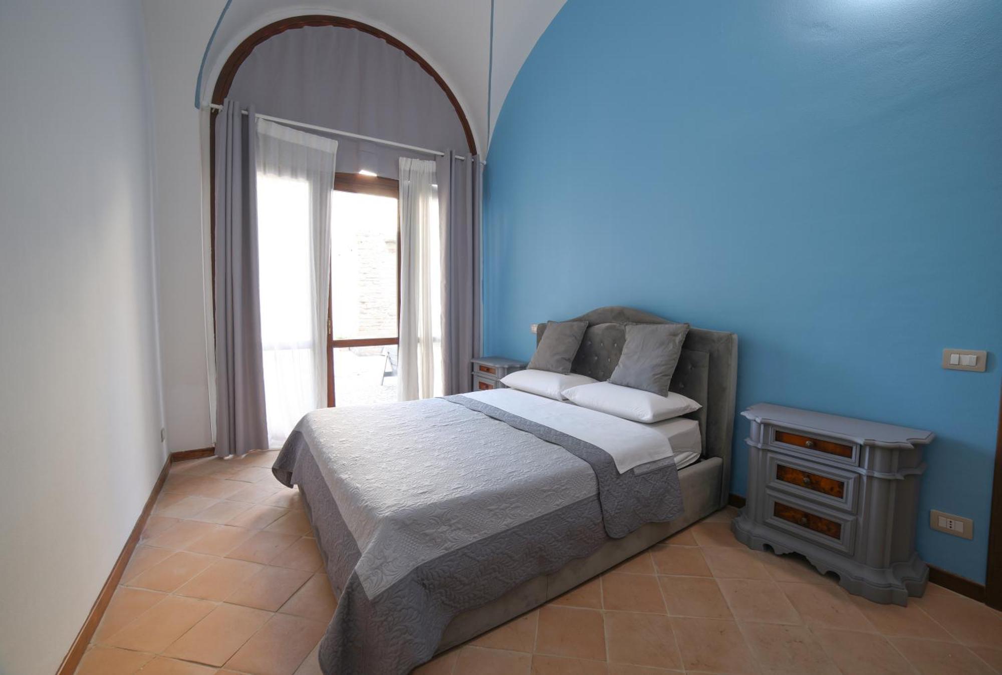 Ht Castello Di Campolongo Aparthotel Valfabbrica Eksteriør bilde