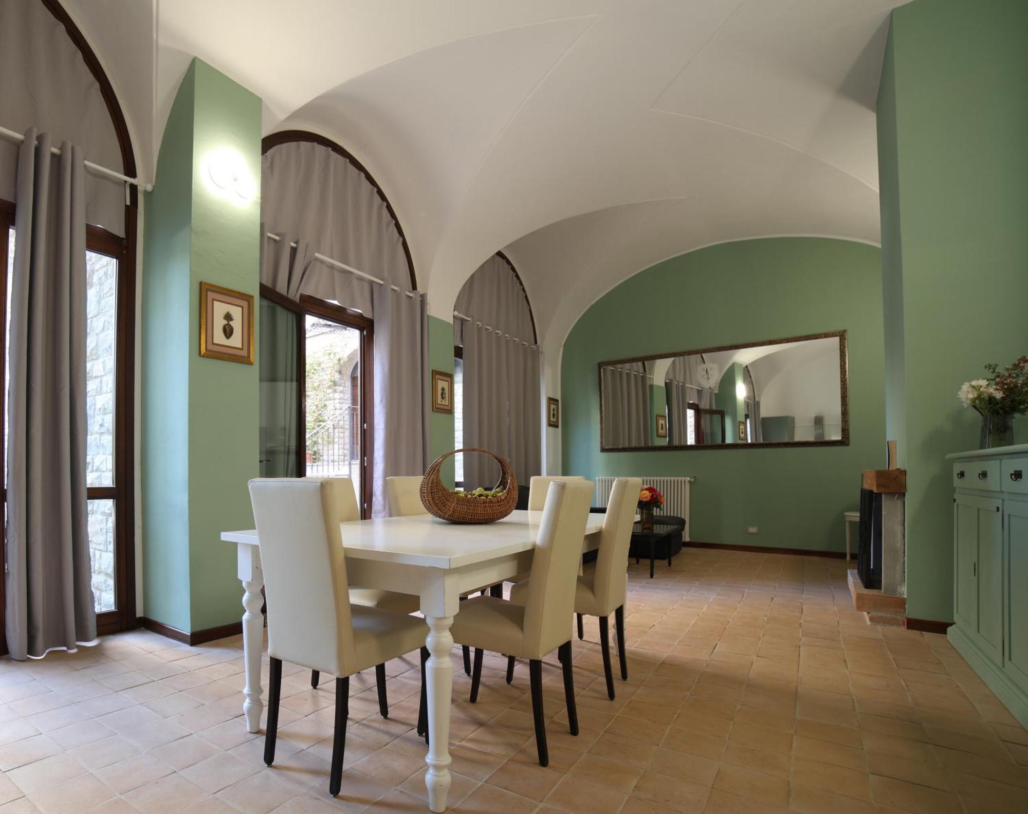 Ht Castello Di Campolongo Aparthotel Valfabbrica Eksteriør bilde
